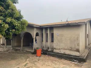 6bdrm House in Richmoni Estate, Kumasi Metropolitan for sale