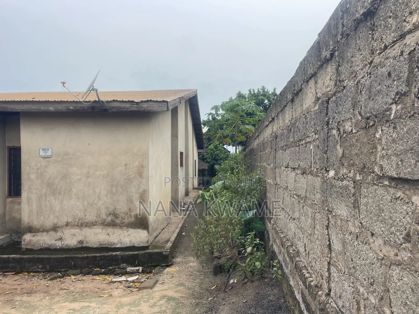 6bdrm House in Richmoni Estate, Kumasi Metropolitan for sale