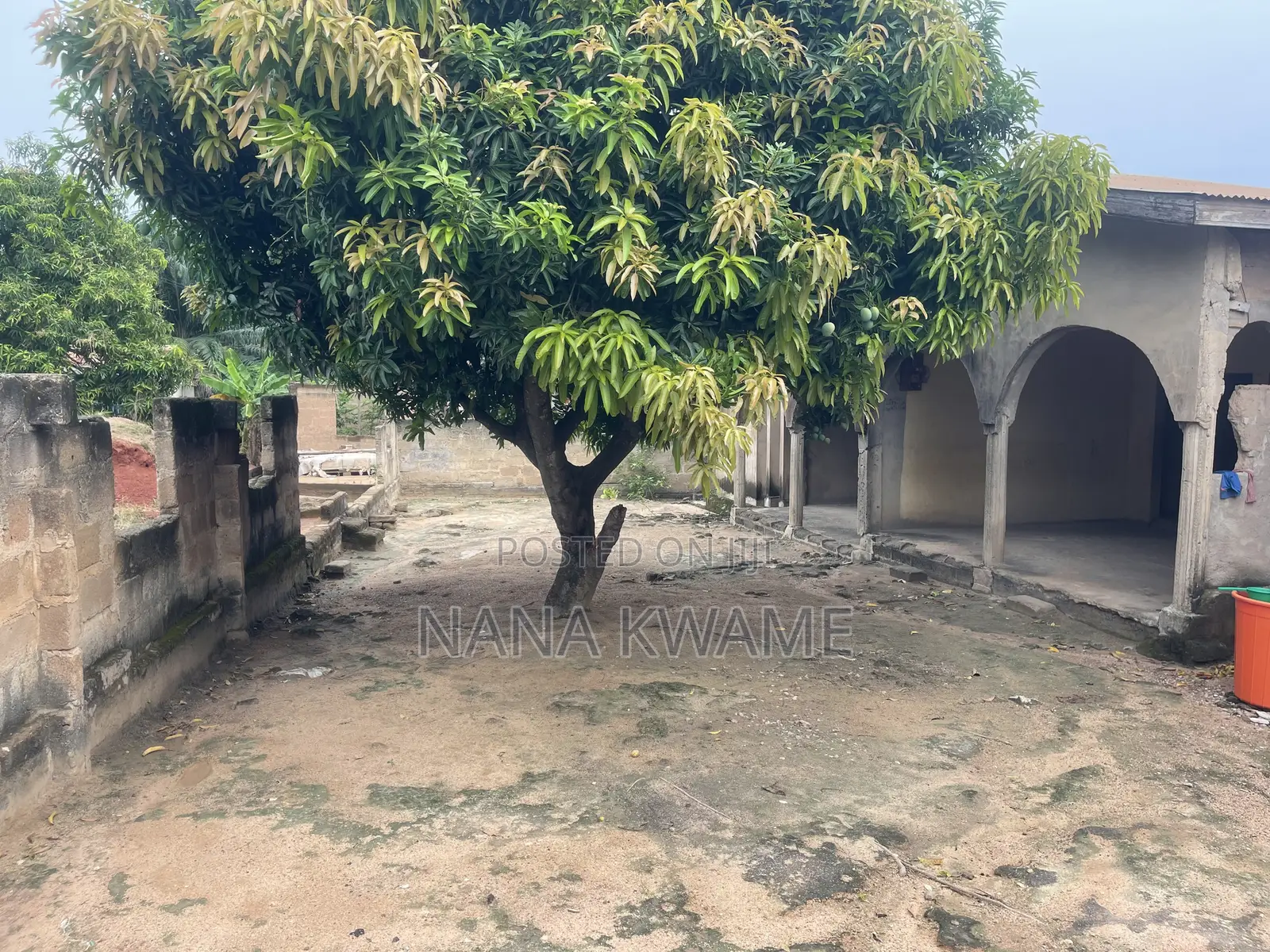 6bdrm House in Richmoni Estate, Kumasi Metropolitan for sale