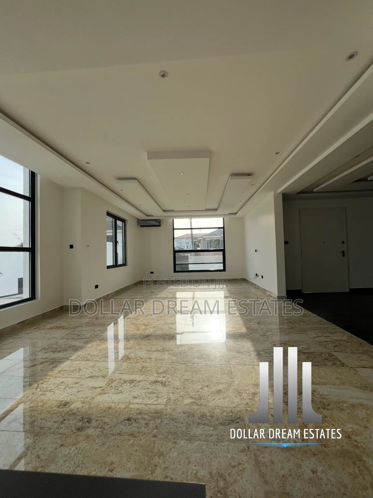 5bdrm House in East Legon for sale