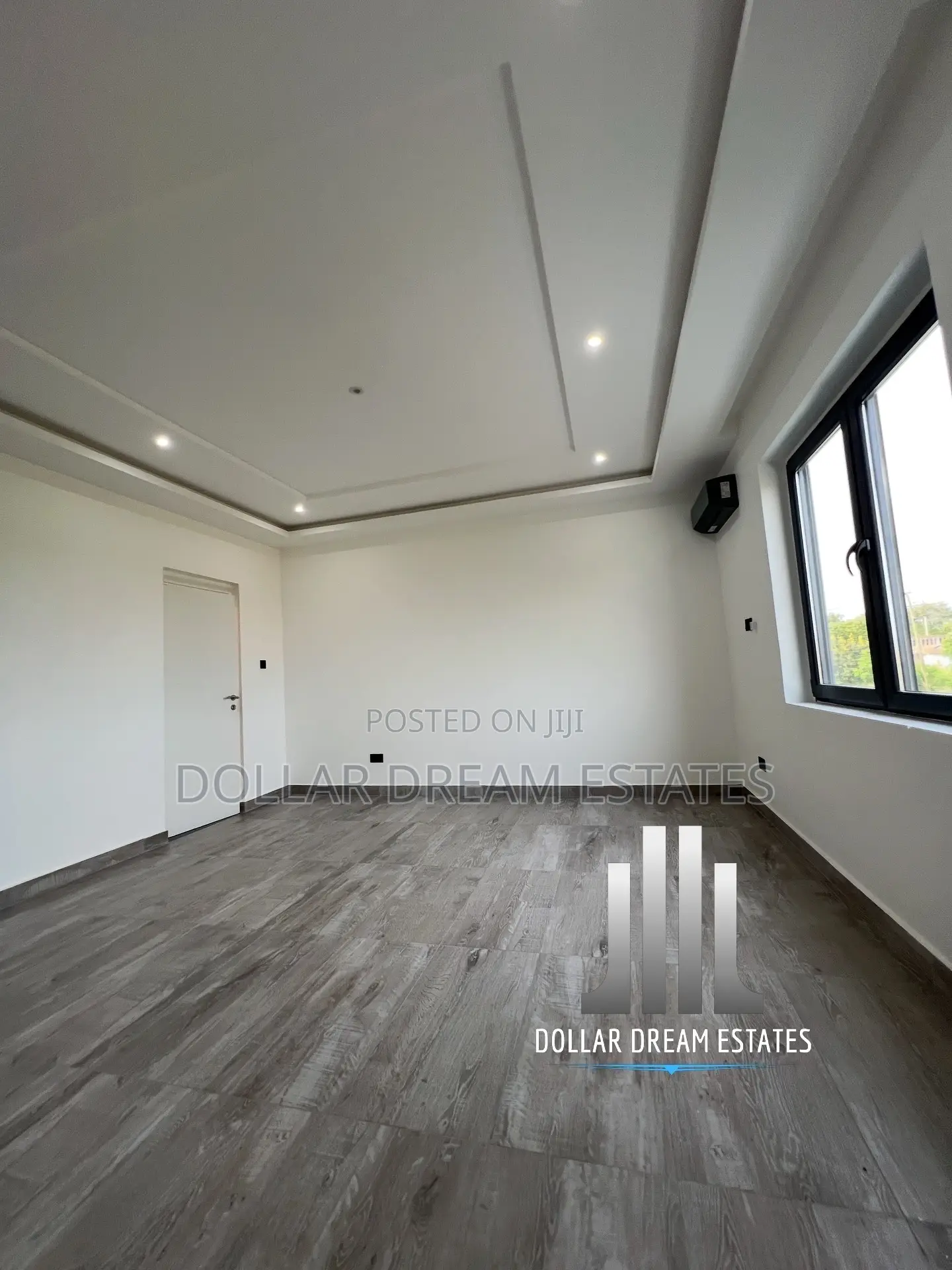 5bdrm House in East Legon for sale