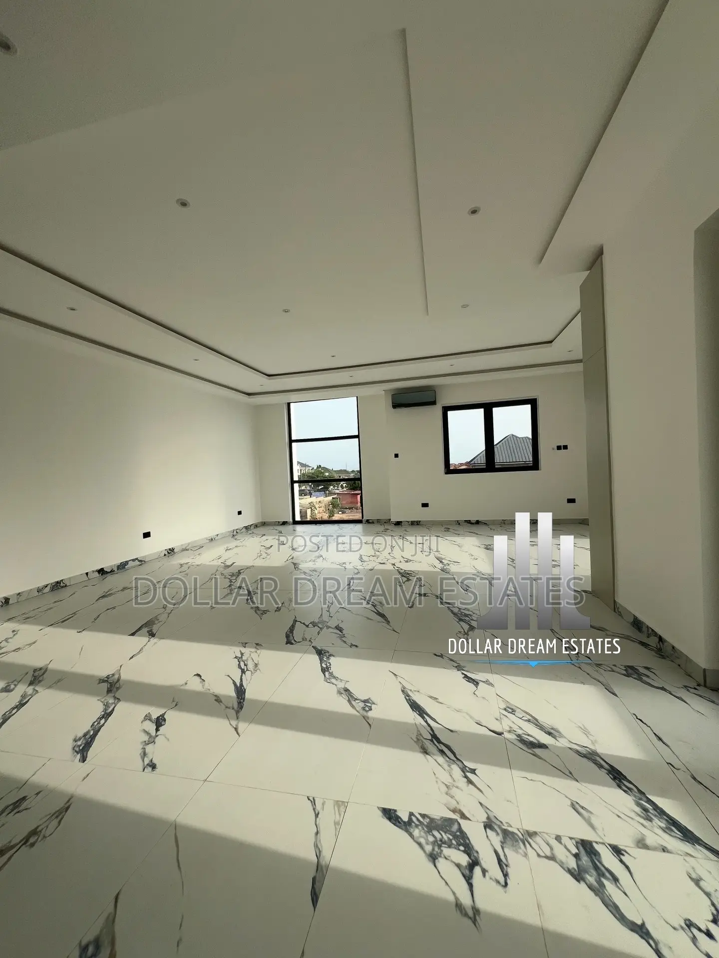 5bdrm House in East Legon for sale