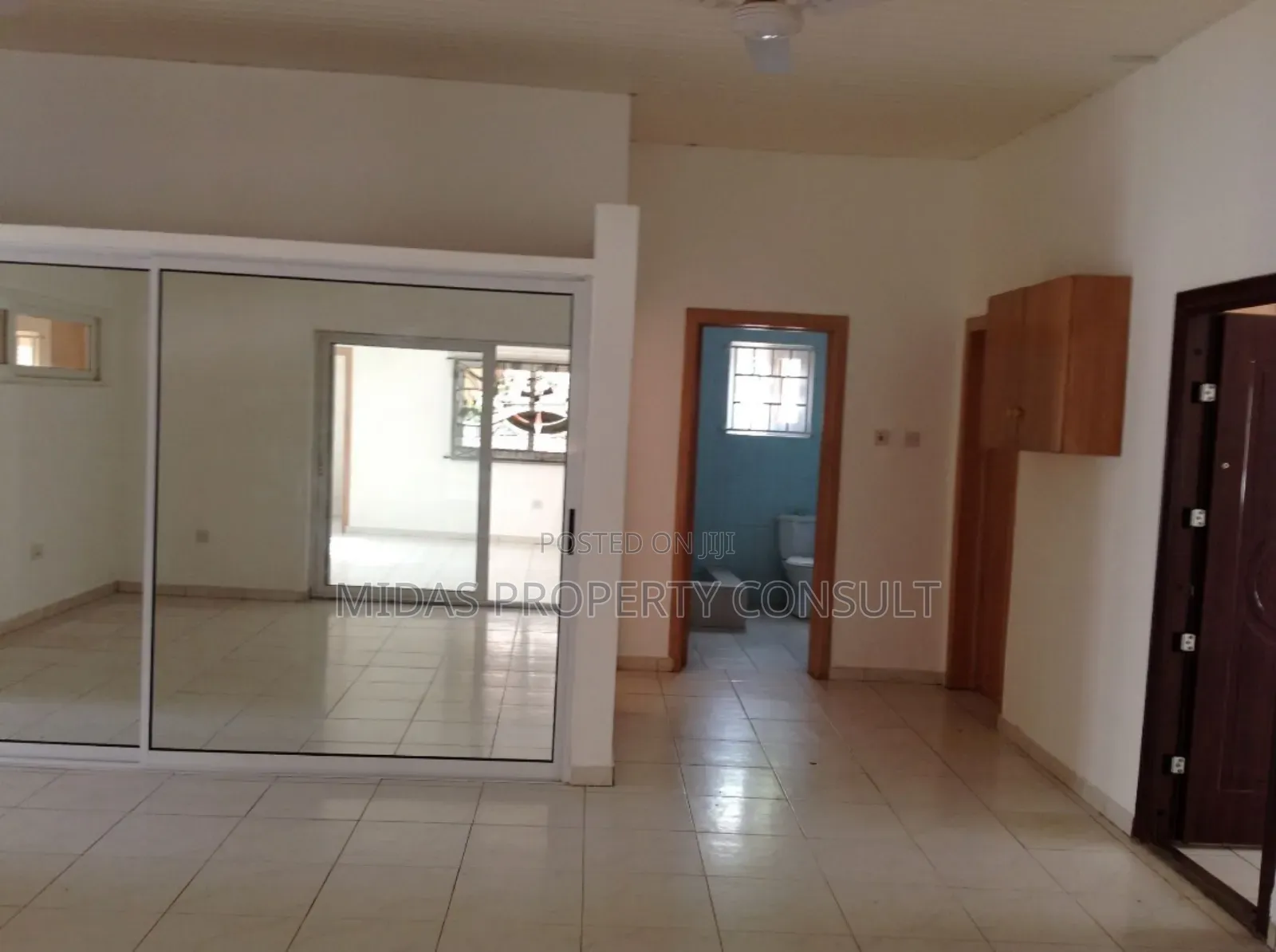 4bdrm House in Dara Salam Estate, Kanda for sale