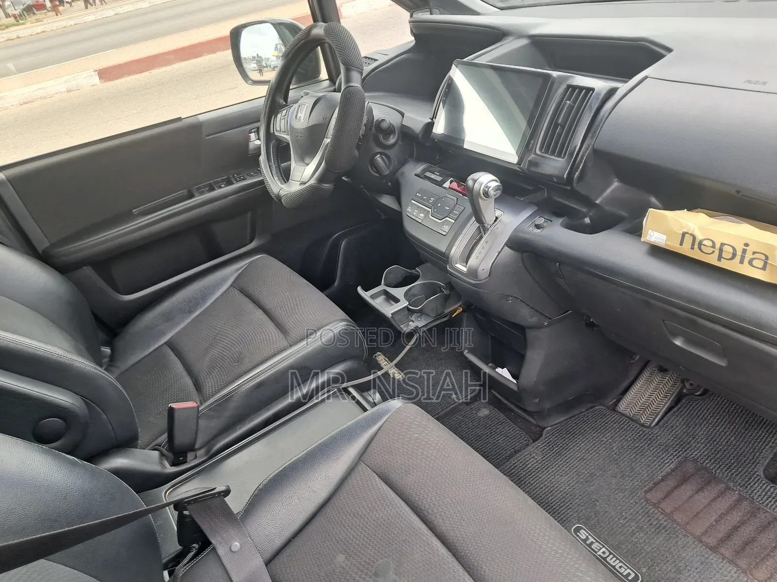 Honda Stepwgn 2012 Black