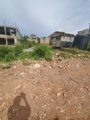 3 Bedrooms Uncomplicated Story Building at Gbawe