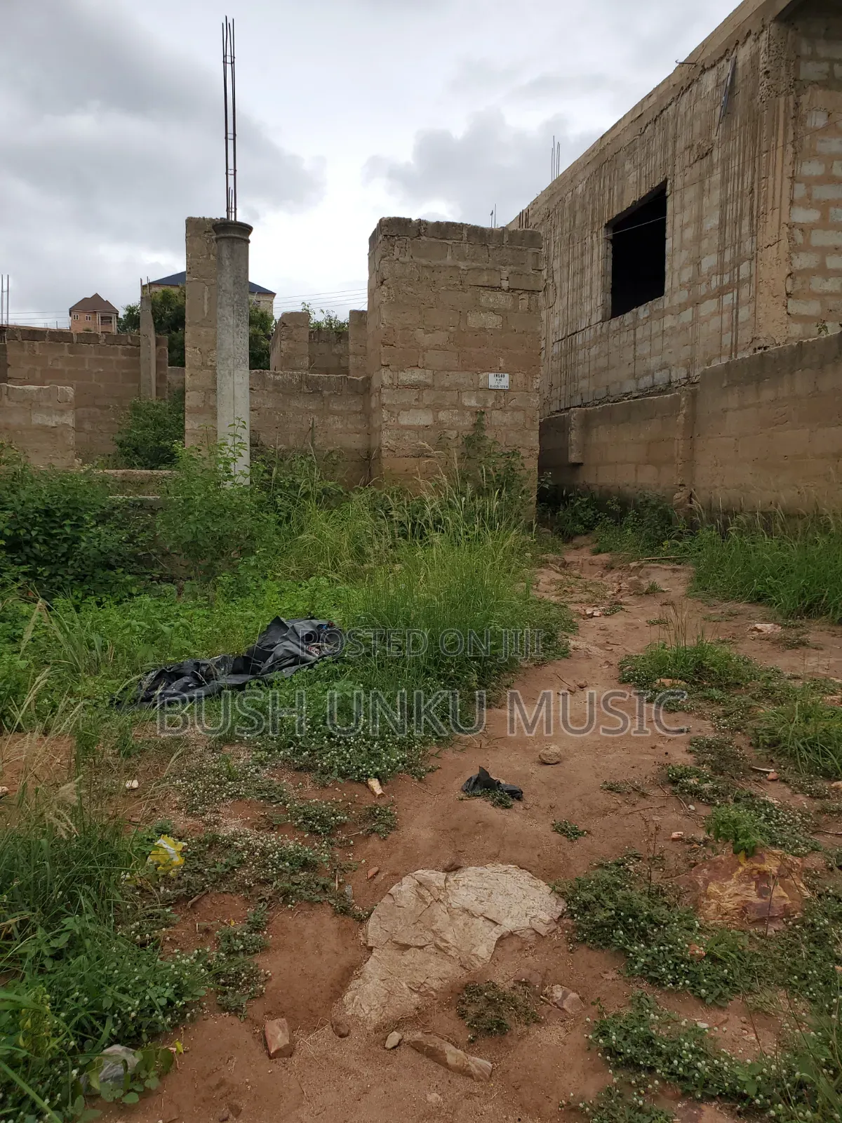 3 Bedrooms Uncomplicated Story Building at Gbawe