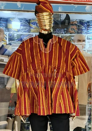Get Your Authentic Ghanaian Handmade Smock-Fugu Size at Tryahu Fugu Hub