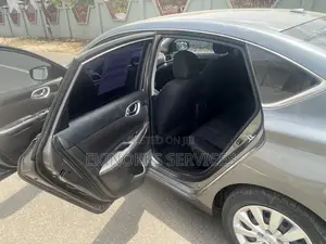 Nissan Sentra SV 2017 Gray