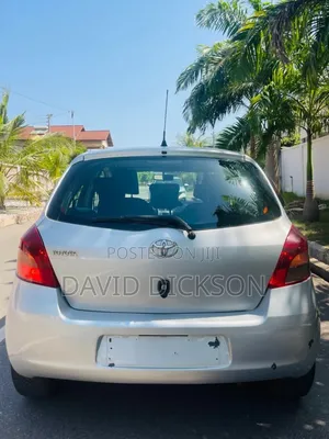 Toyota Yaris 2009 Silver