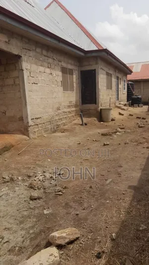 3bdrm House in Survivorestates, Manhean for sale
