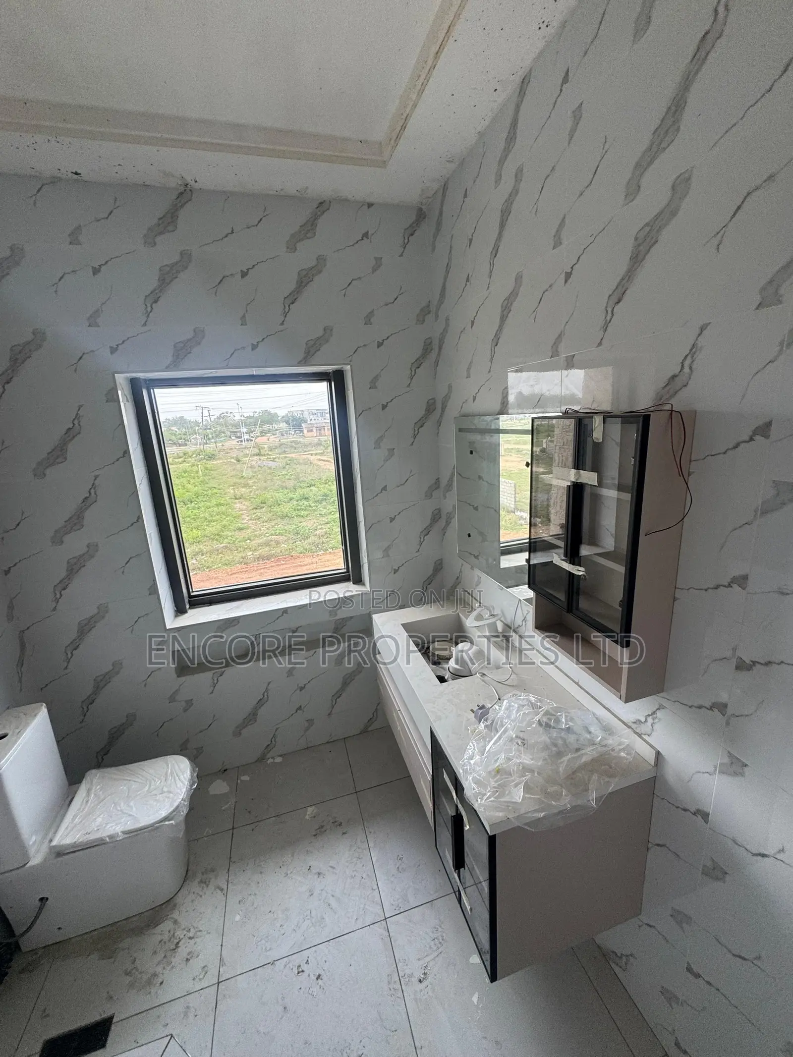 4bdrm House in Borteyman, Tema Metropolitan for sale