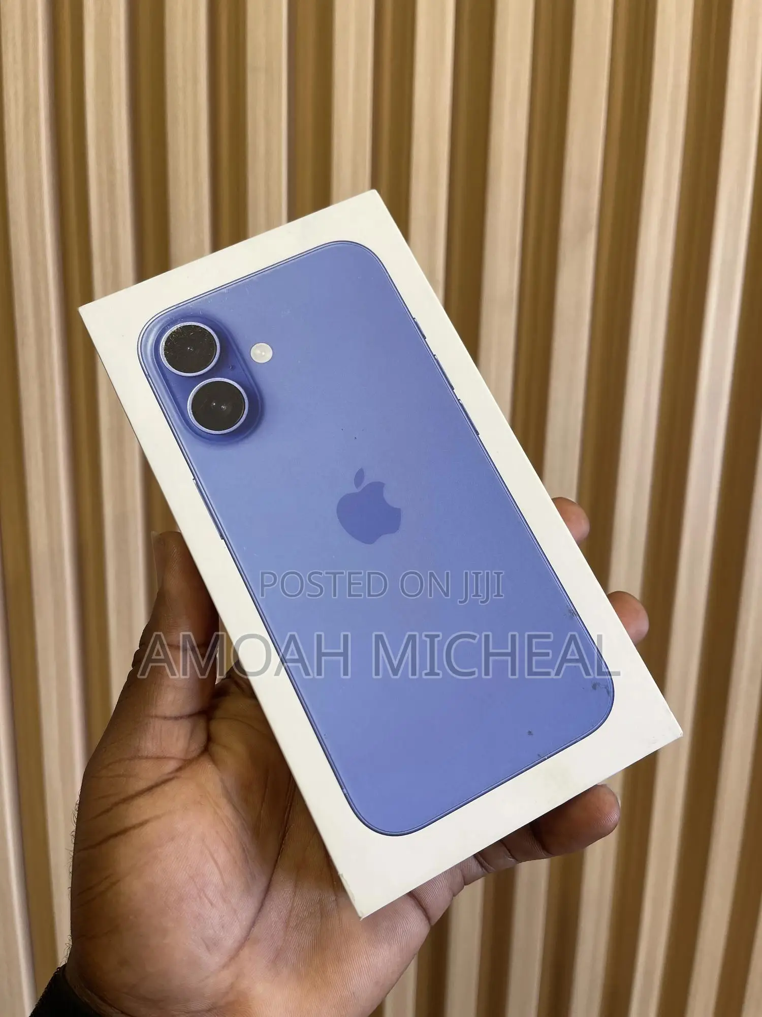 New Apple iPhone 16 128 GB Blue