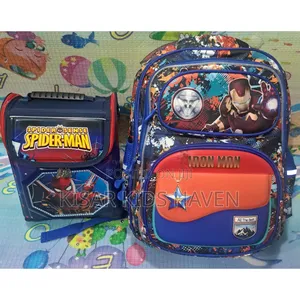 Fine Boys School Bag With Lunch Bag 6 To 8 Years ( Reduced To Clear)