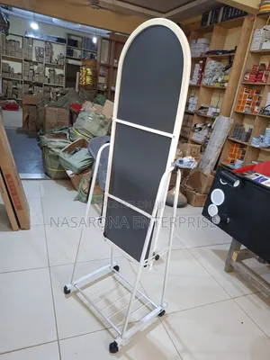 801 Movable Mirror