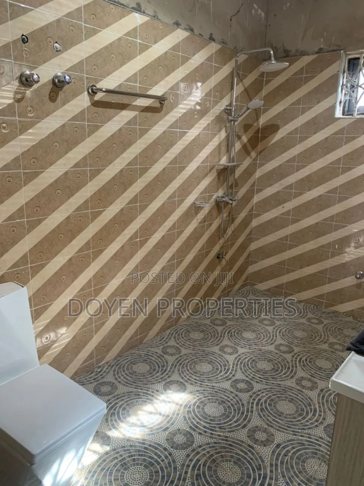 3bdrm Apartment in Doyen Properties, Tamale Municipal for rent