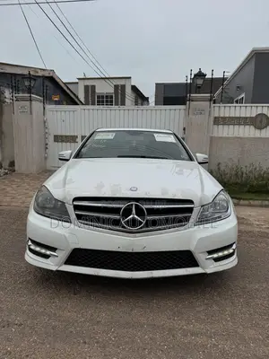 Mercedes-Benz C250 2014 White