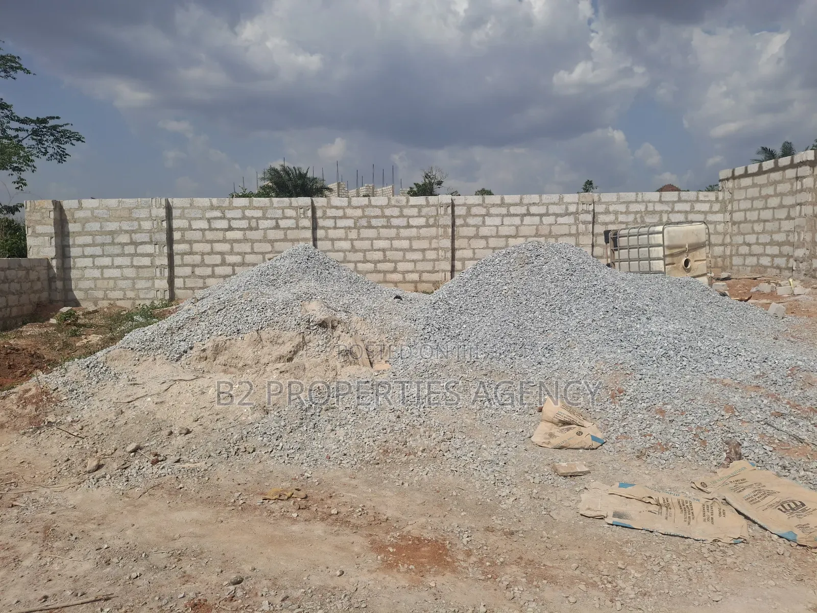 Half Plot Foe Sale at Santasi Kokoben