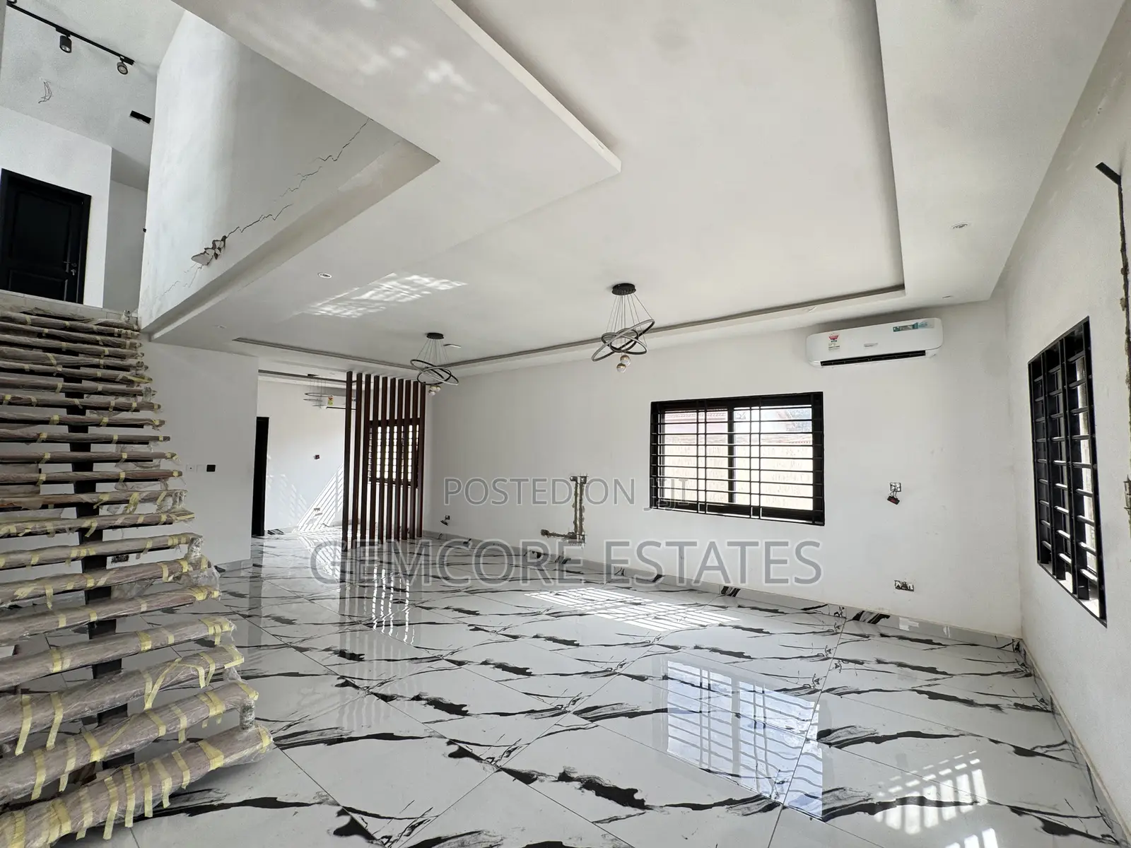 4bdrm House in East Legon, Adjiriganor for sale