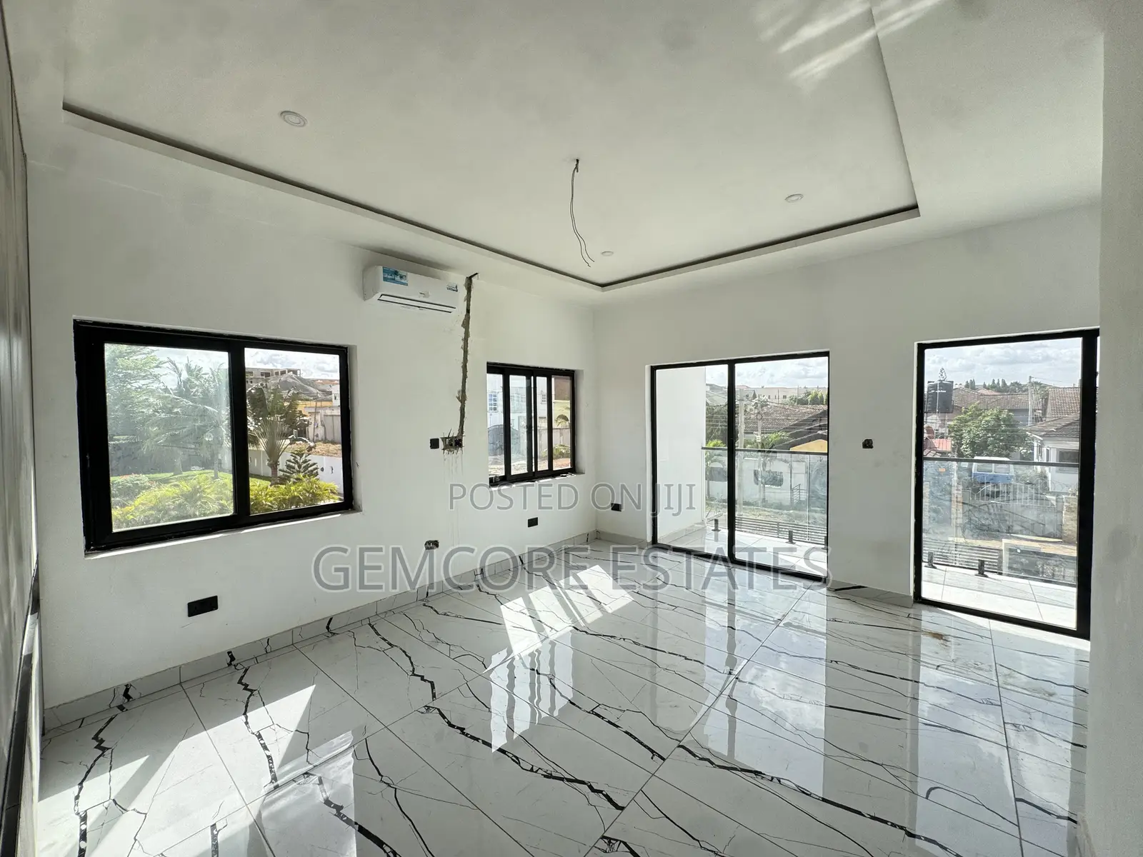 4bdrm House in East Legon, Adjiriganor for sale
