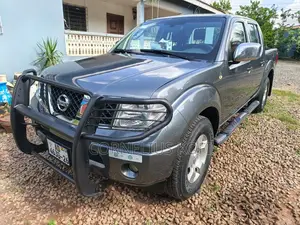 Nissan Navara 2015 Gray