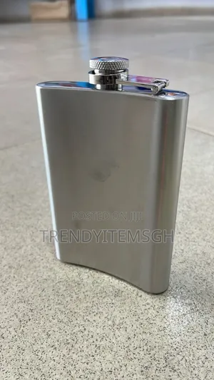 Liquor Stainless Steel Hip Flask (9oz)