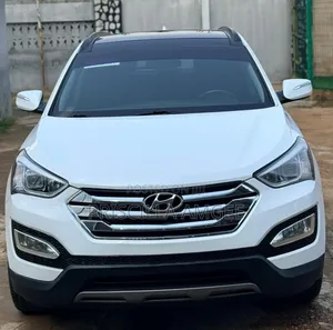 Hyundai Santa Fe Limited 4dr SUV (3.3L 6cyl 6A) 2015 White
