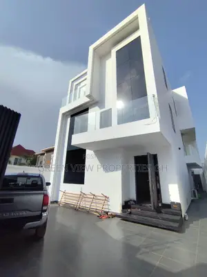 4bdrm Duplex in East Legon for rent