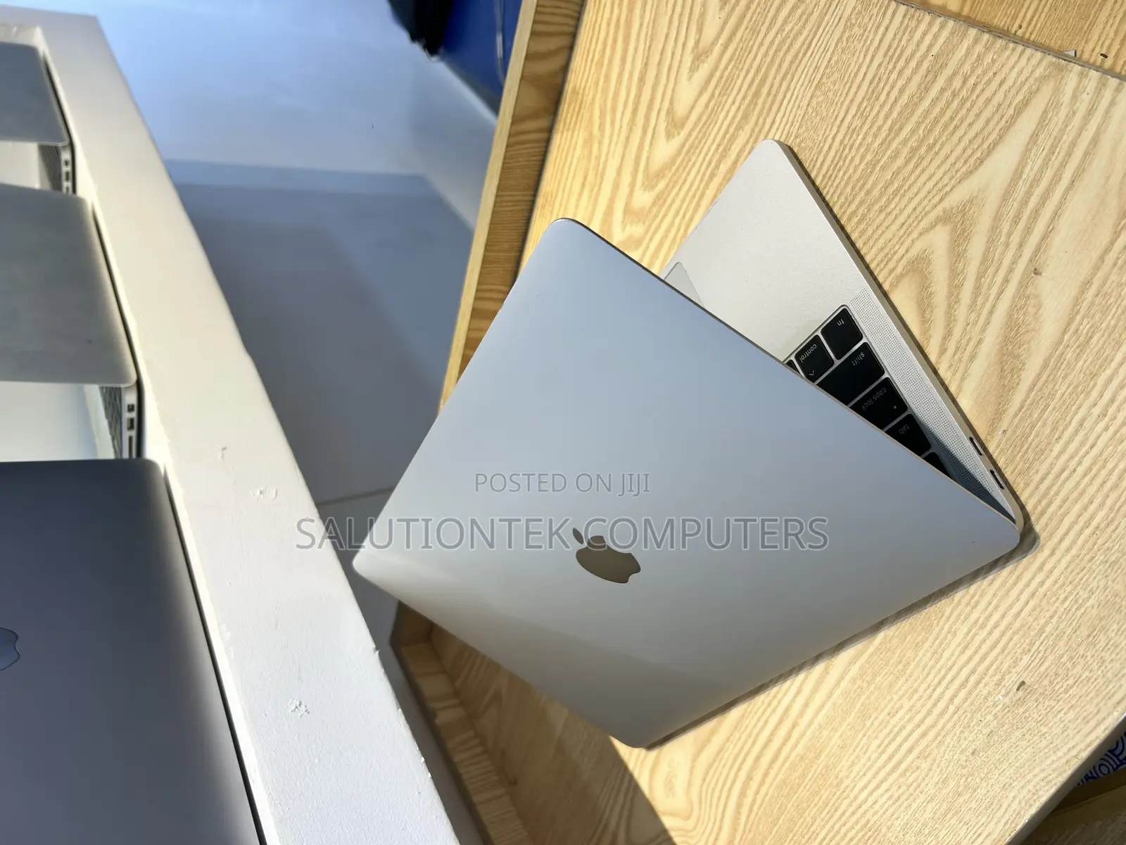 Laptop Apple MacBook Pro 2017 16GB Intel Core i5 SSD 512GB