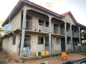 8bdrm House in Kasoa Akwele Newtown, Accra Metropolitan for sale