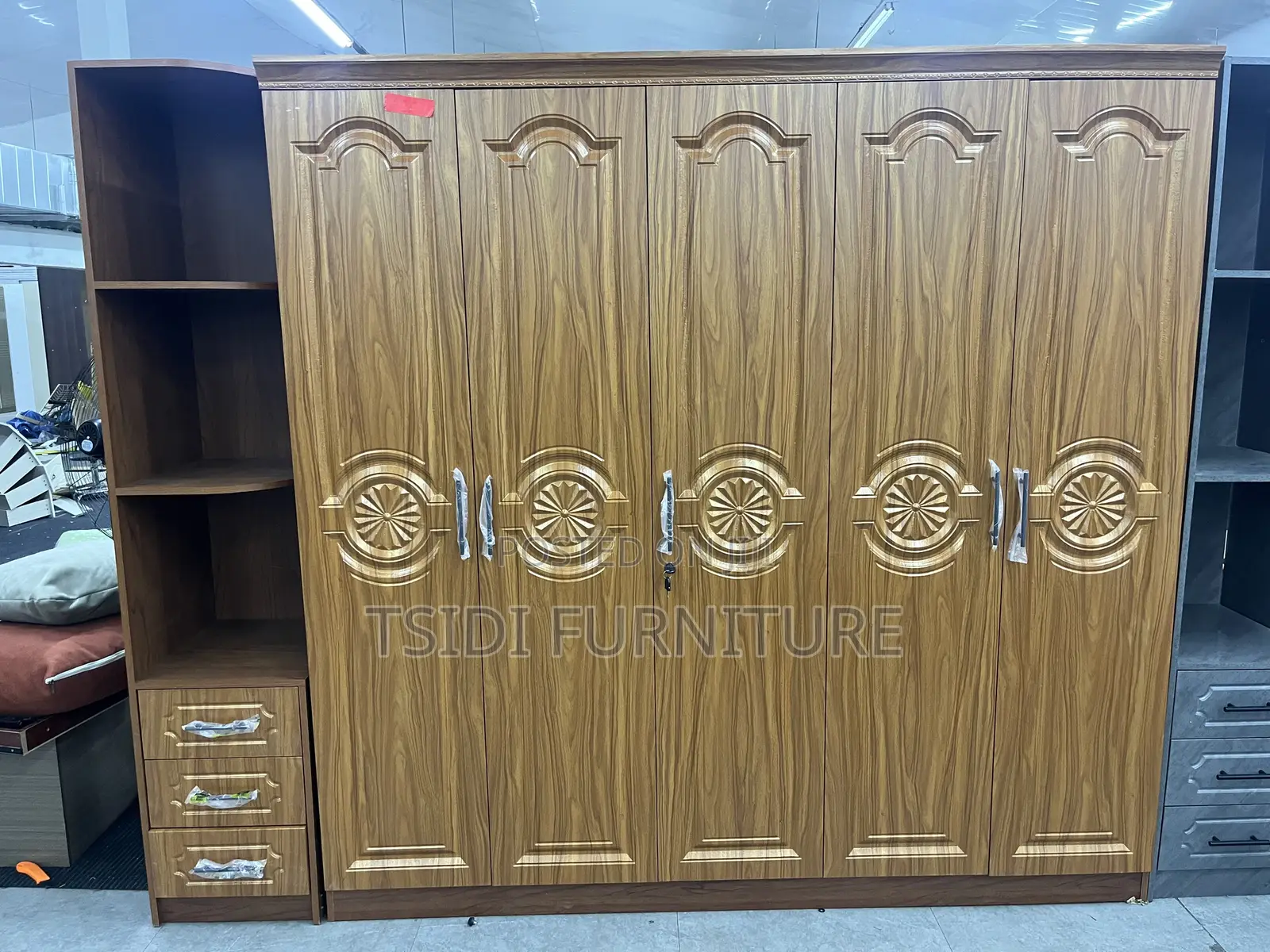Quality Wardrobe Five Doors