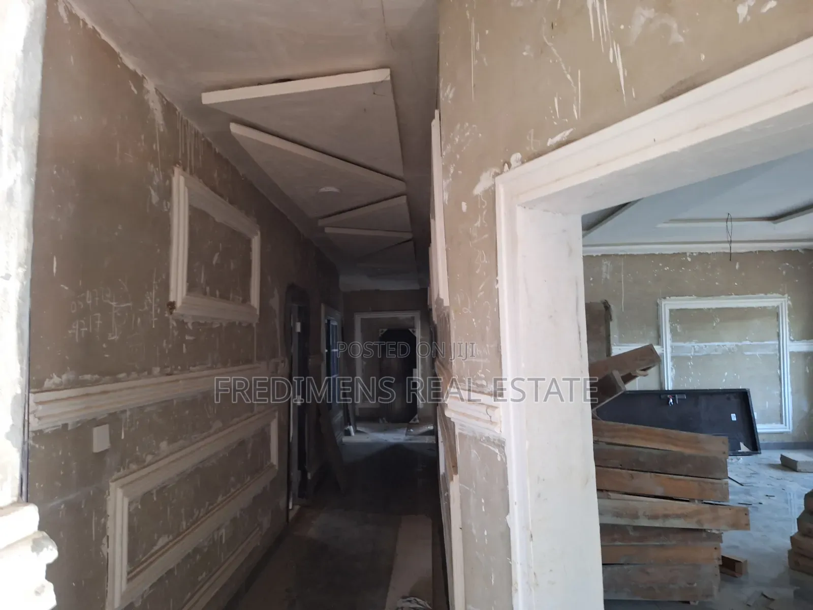 5bdrm House in Fredimens Real, Afigya-Kwabre for sale