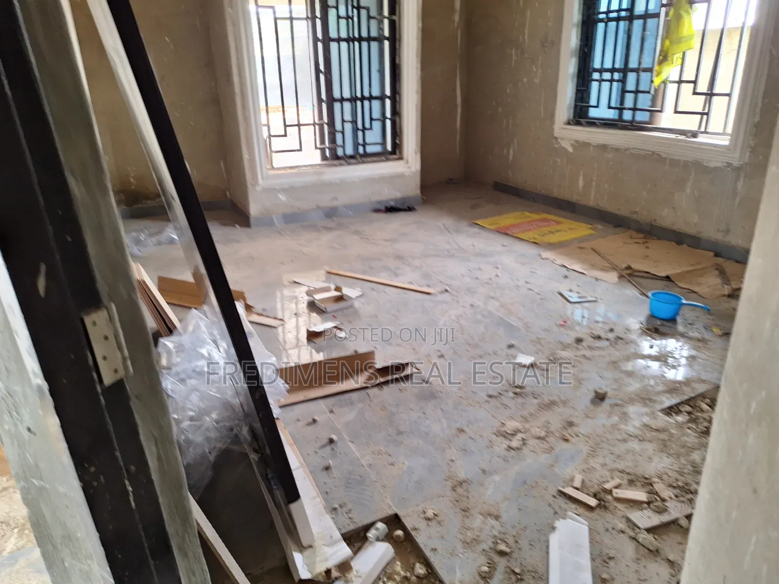 5bdrm House in Fredimens Real, Afigya-Kwabre for sale