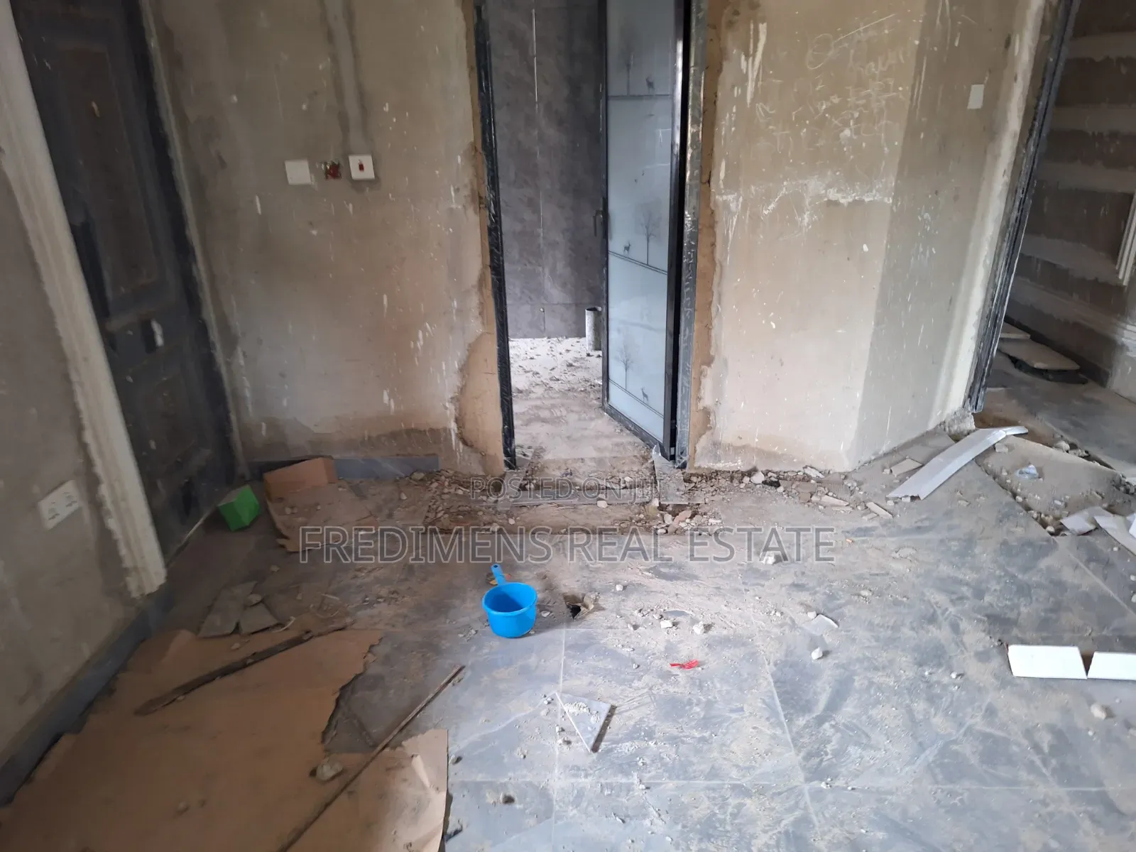 5bdrm House in Fredimens Real, Afigya-Kwabre for sale