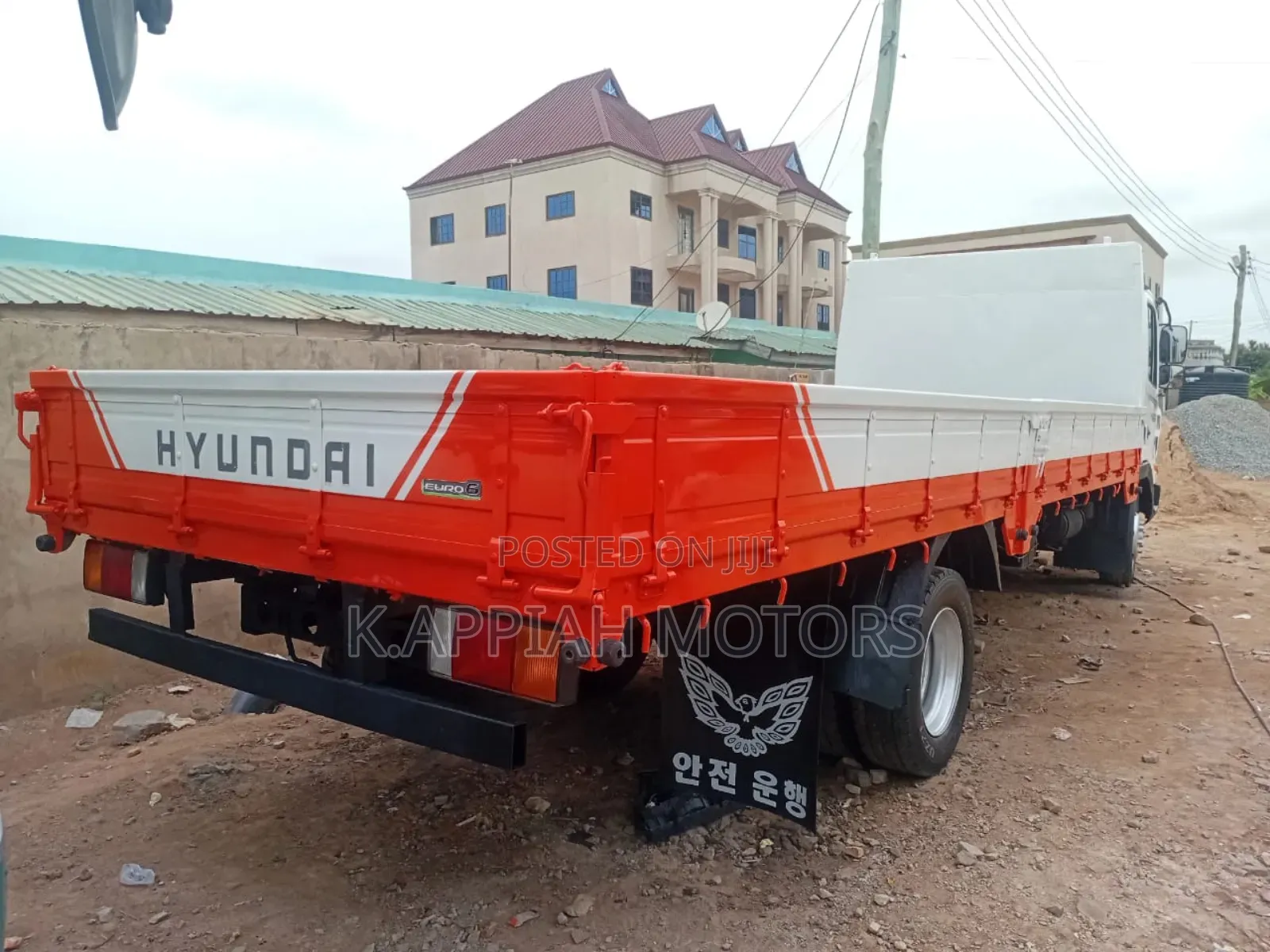 Hyundai 5 Tons ( 6 Holes)