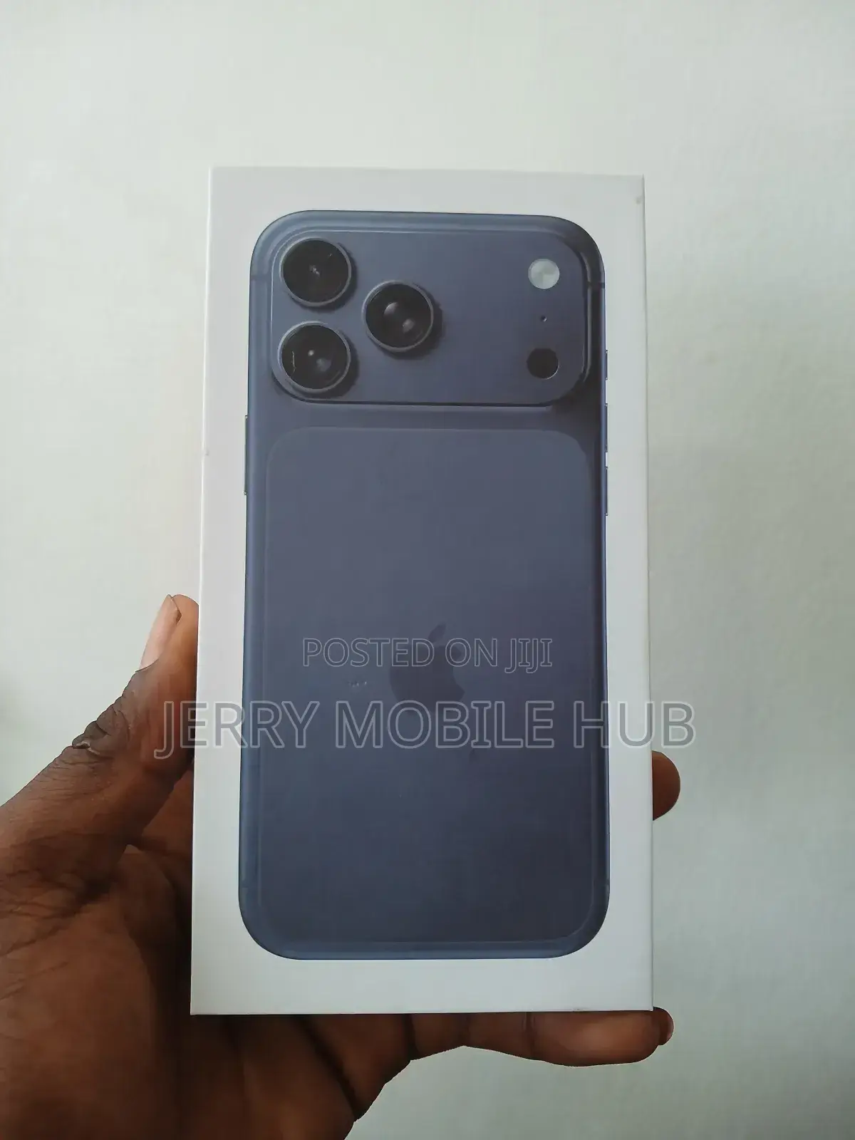 New Apple iPhone XR 128 GB Blue