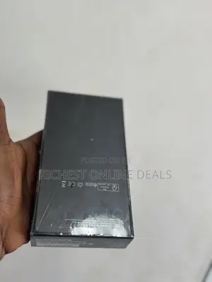 New Samsung Galaxy S21 5G 128 GB Black
