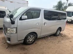 Nissan Caravan (Urvan) 2010 Silver