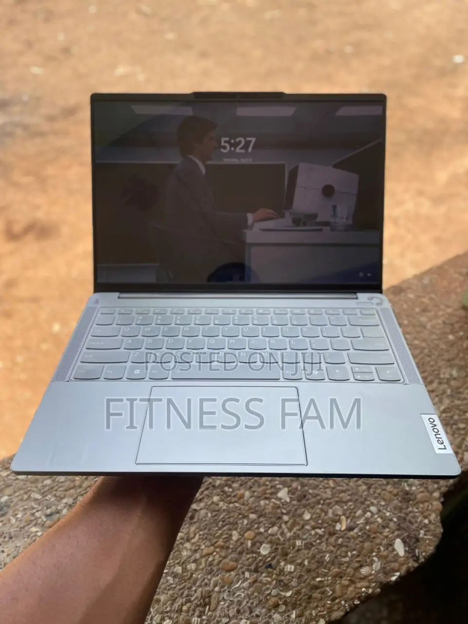 Laptop Lenovo 16GB AMD Ryzen 7 SSD 512GB
