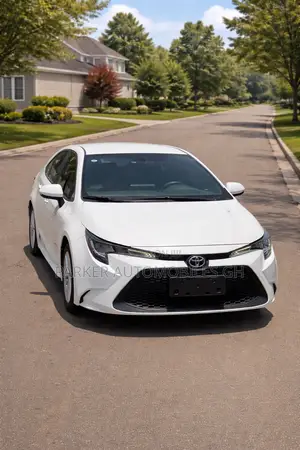 Toyota Corolla 2022 White