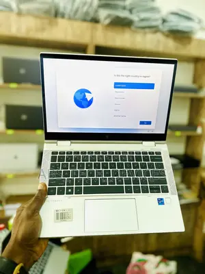 Laptop HP EliteBook 830 G8 32GB Intel Core i7 SSD 512GB