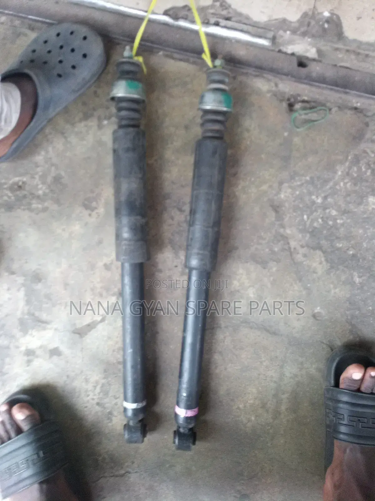 Nissan Sentra 2013 to 2019 Back Shocks Absorbers