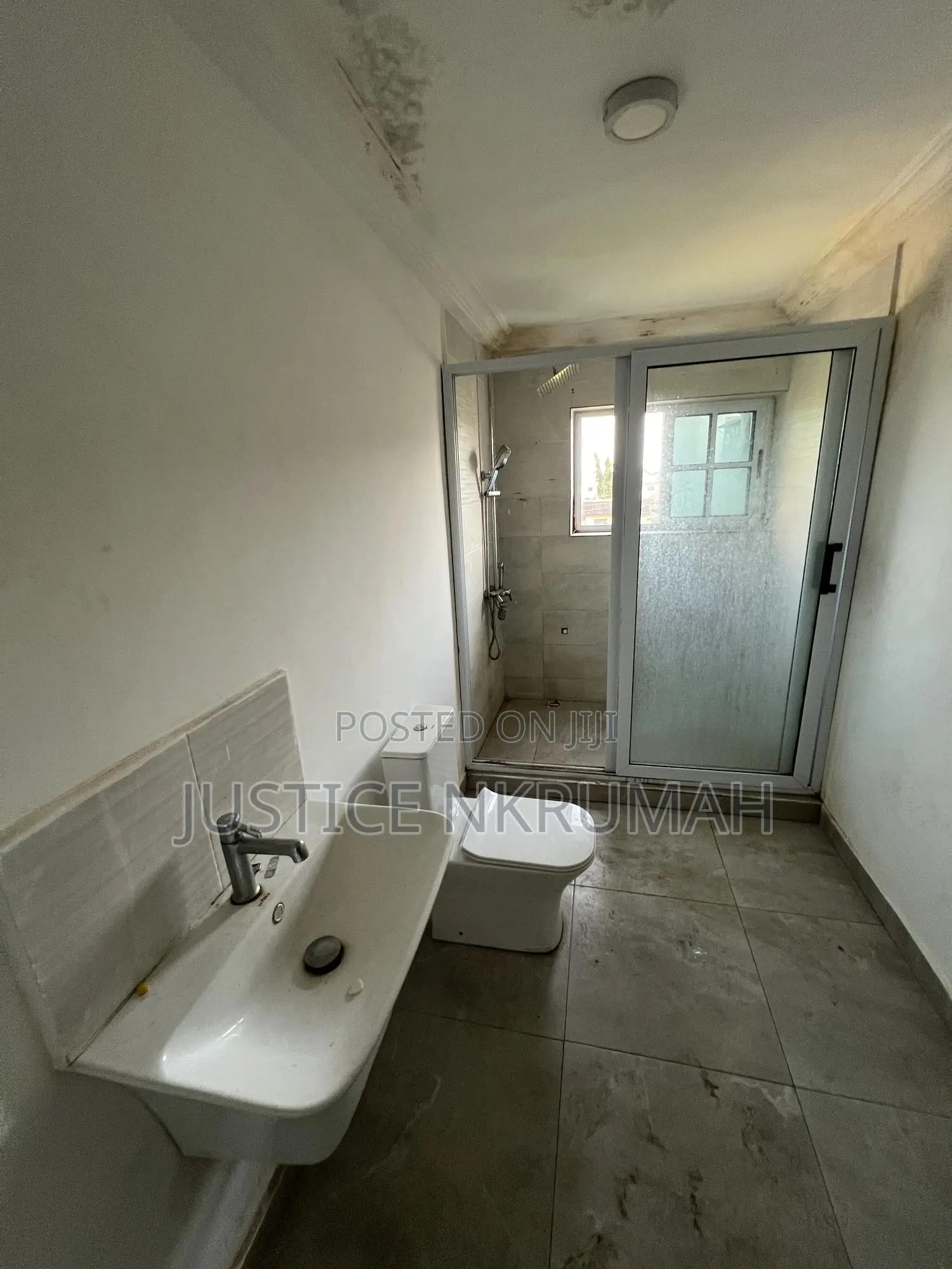 3bdrm Apartment in Mr Justice Estate, Tetegu for rent