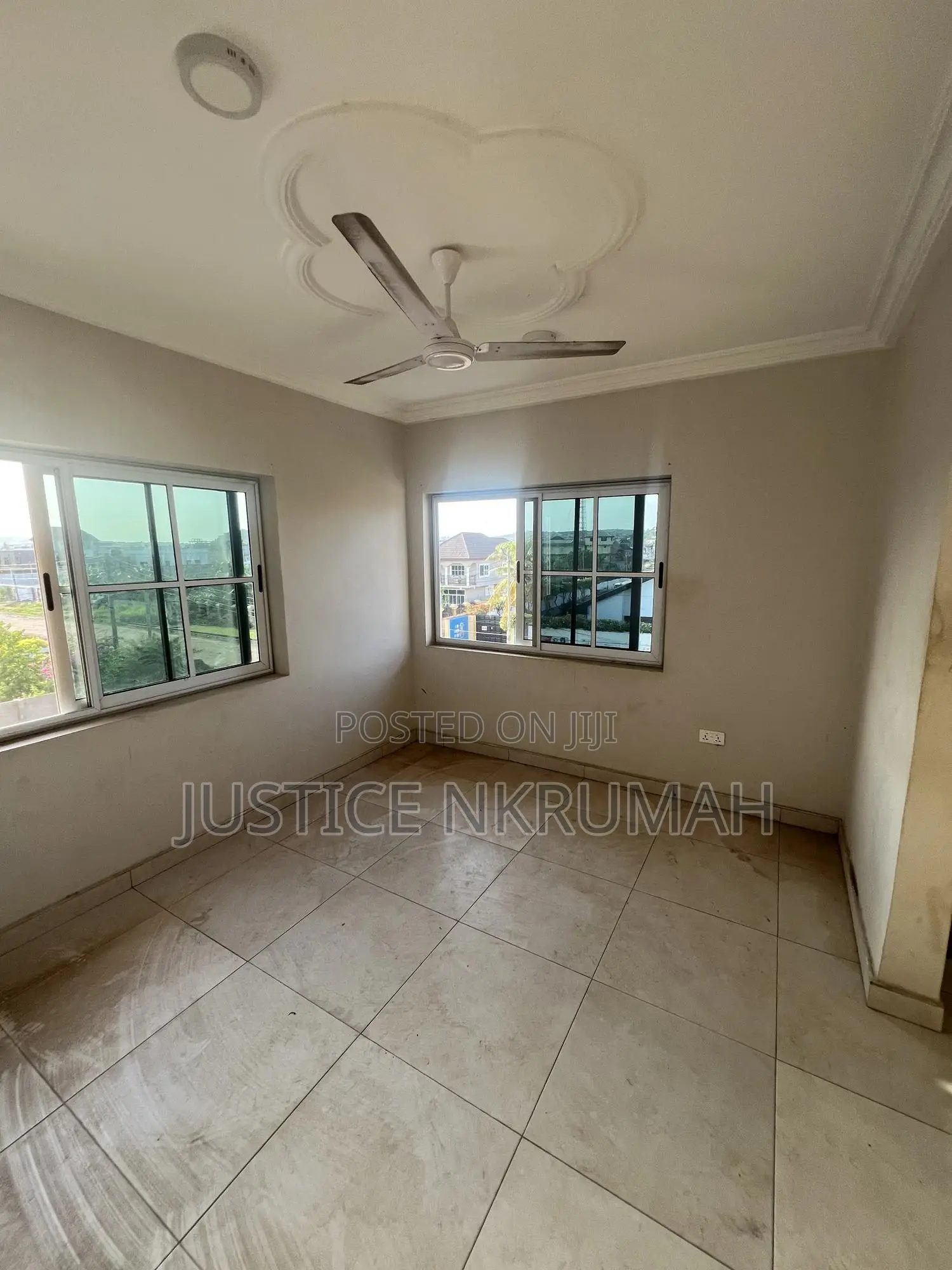 3bdrm Apartment in Mr Justice Estate, Tetegu for rent