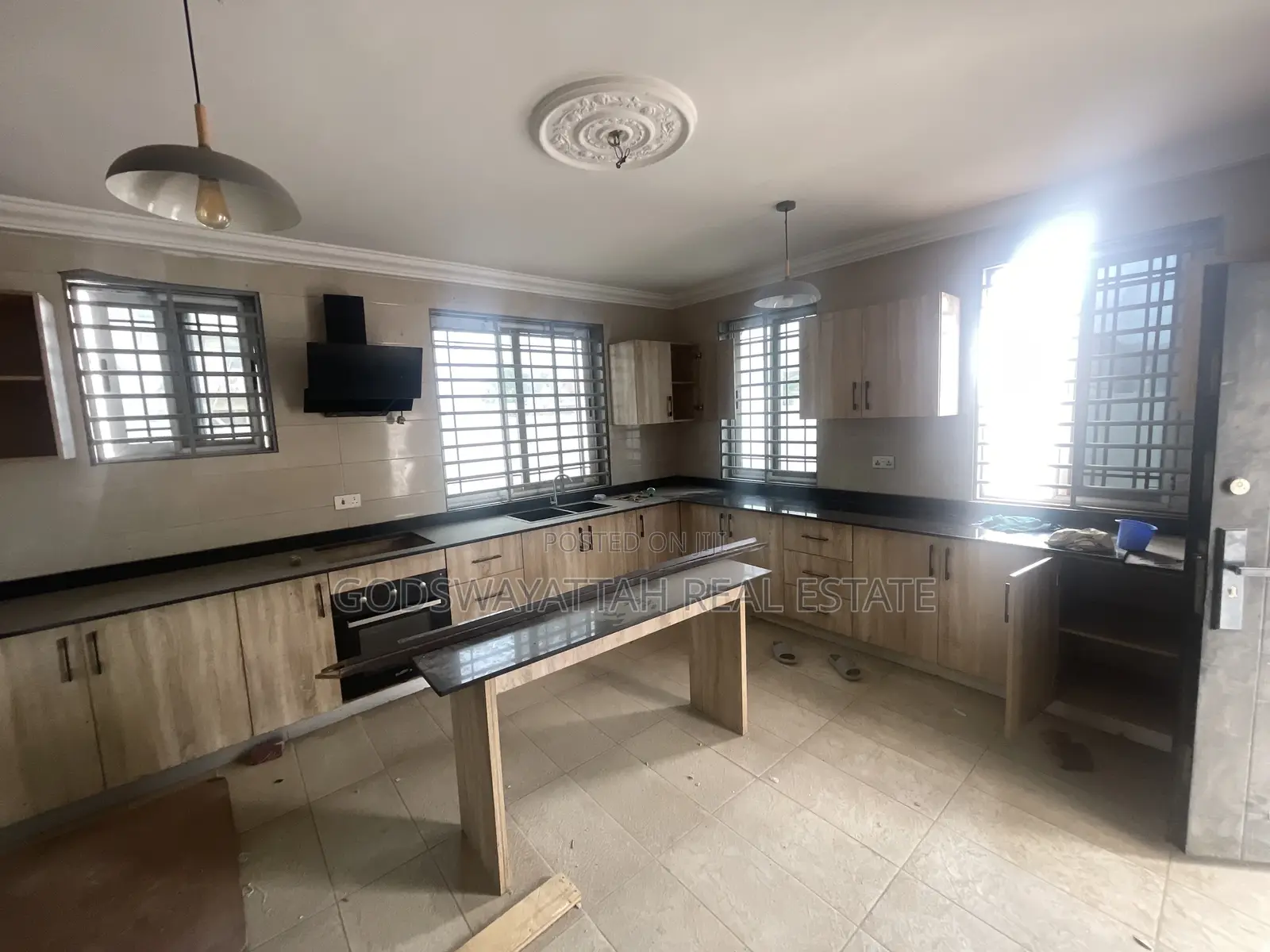 4bdrm House in East Legon, Adjiriganor for rent
