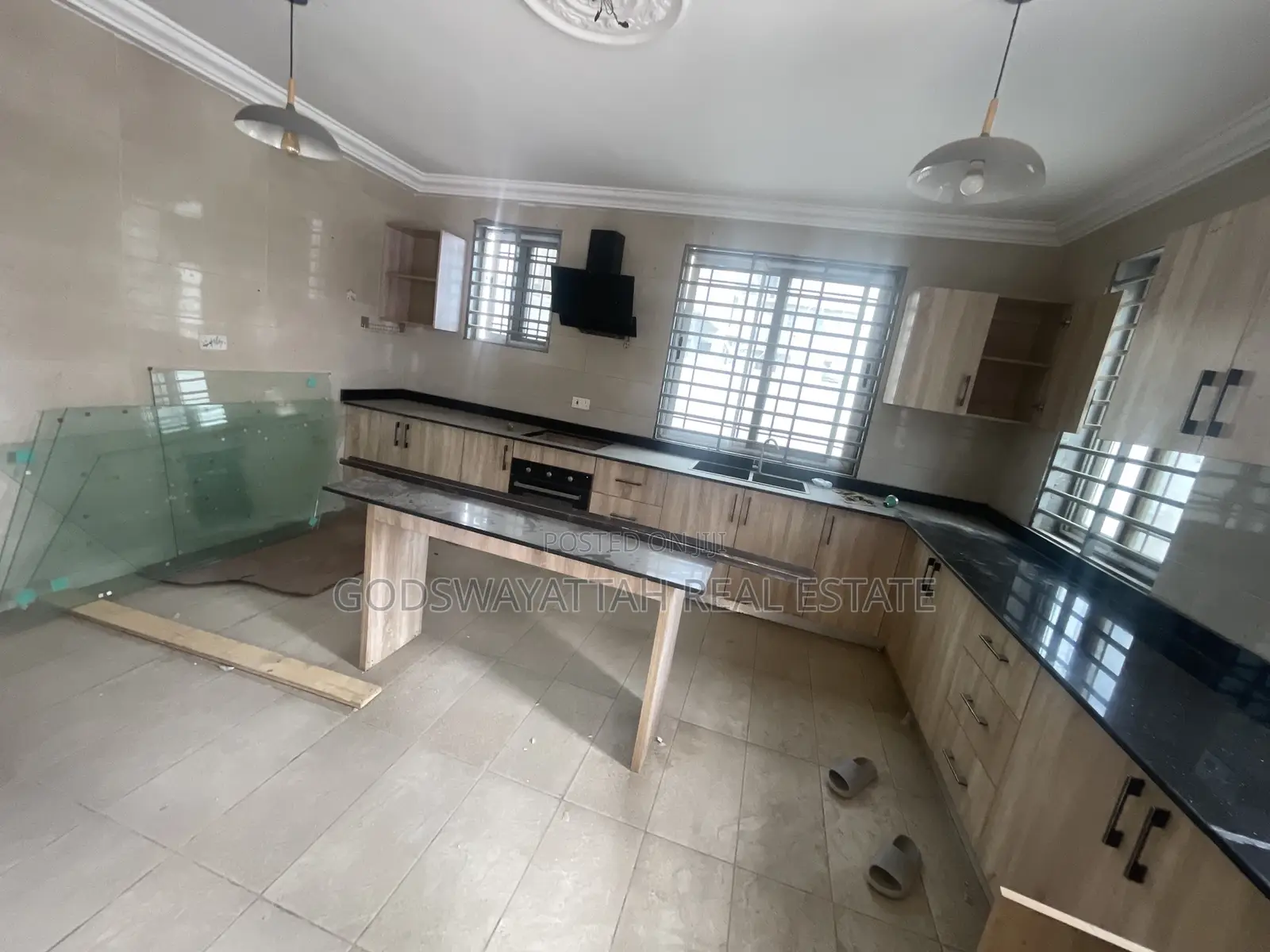 4bdrm House in East Legon, Adjiriganor for rent