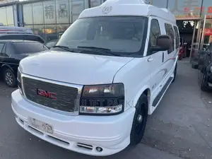 GMC Savana 2014 White