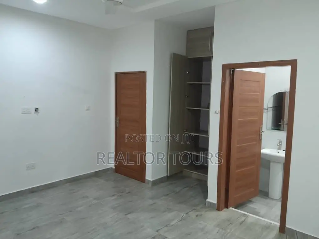 3bdrm House in Agbogba for sale