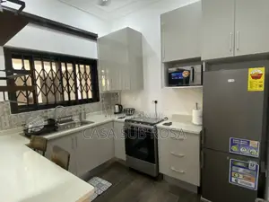 1 Bed Modern Private Apt., C26 Tema, Short Stays Weekend Getaways
