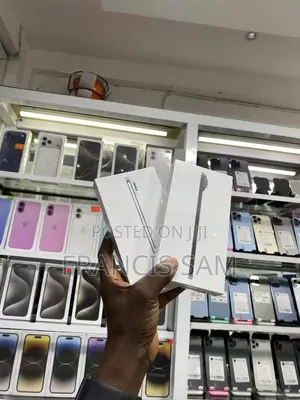 New Apple iPhone 17e 256 GB