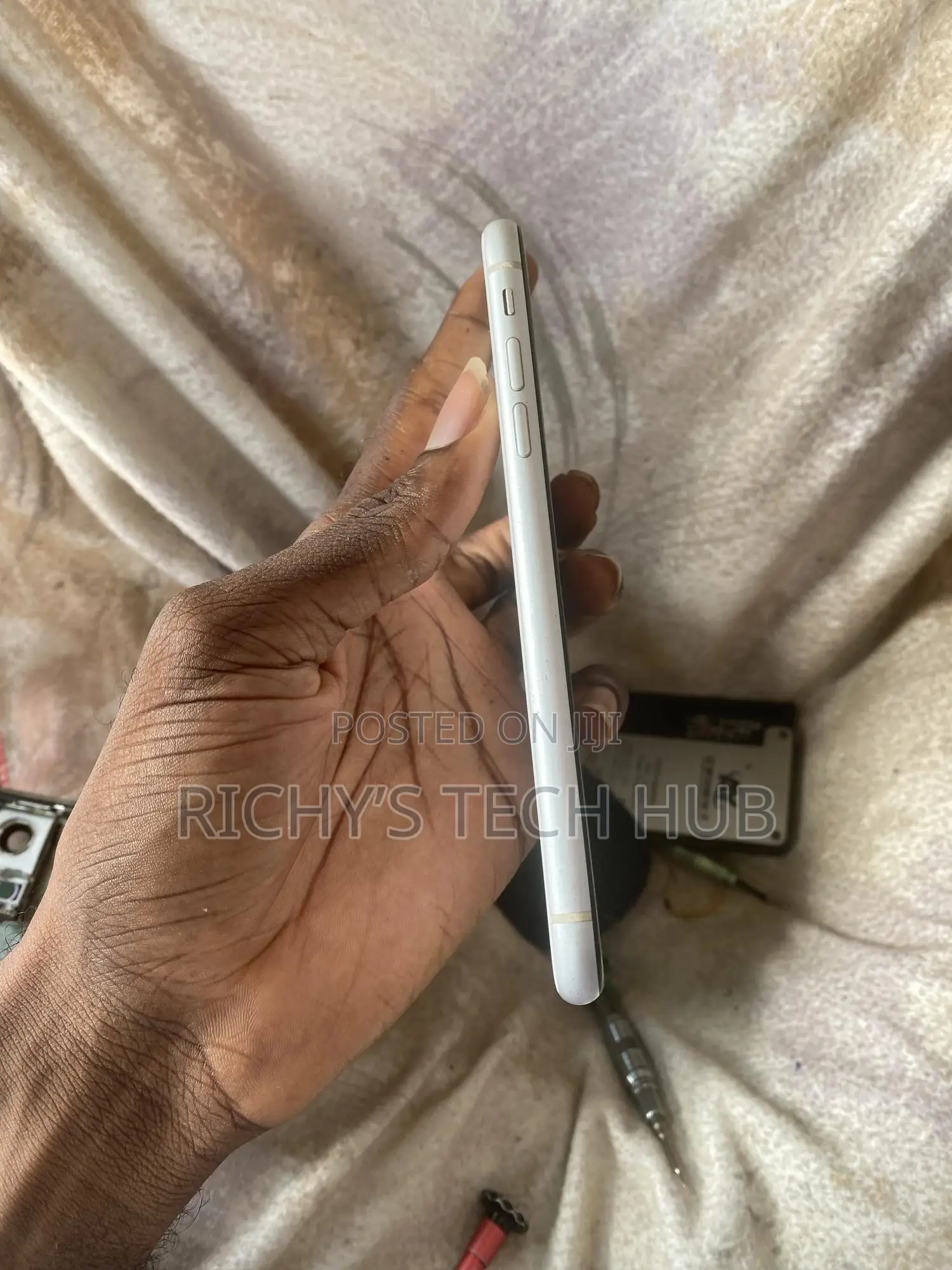 Apple iPhone XR 128 GB White